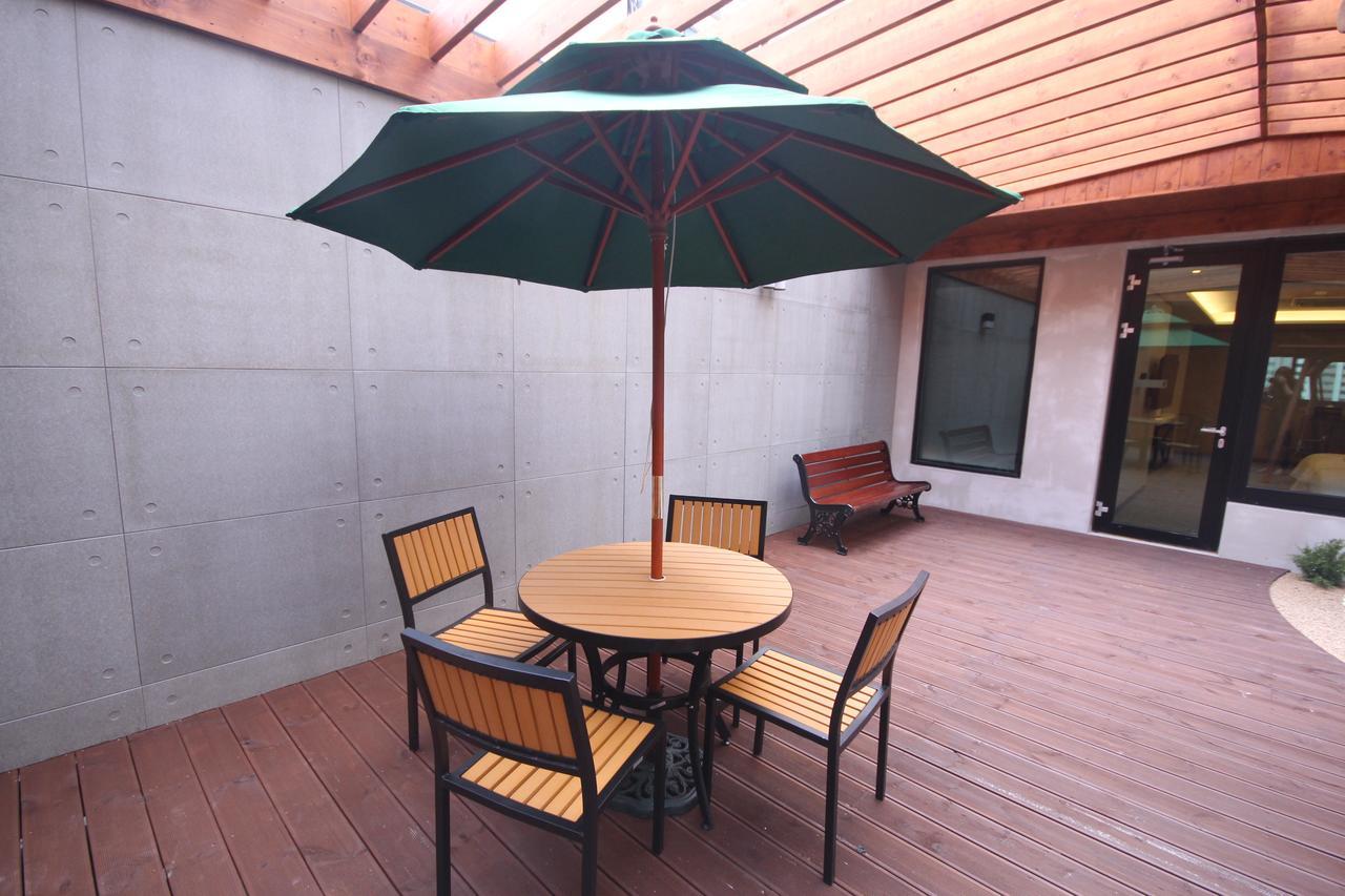 Mbn Hotel Changwon Extérieur photo